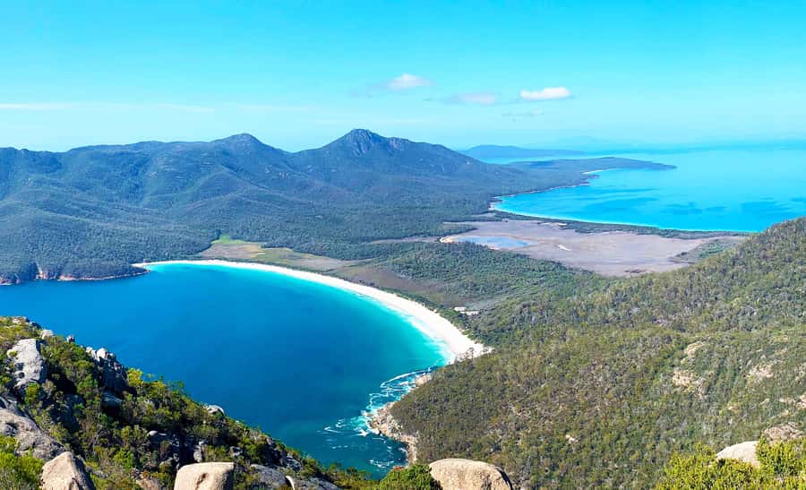 Hobart: Wineglass Bay, Freycinet Park, and Richmond Tour - Alex and the value of a small group