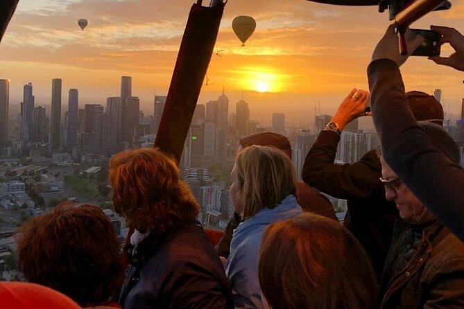 Hot Air Balloon Flights over Melbourne City (optional breakfast) - Landing, pack-up, and the optional breakfast