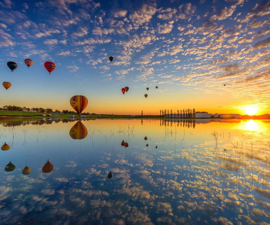 Hunter Valley: Sunrise Balloon Ride with Bubbly Breakfast - Key points to know before booking