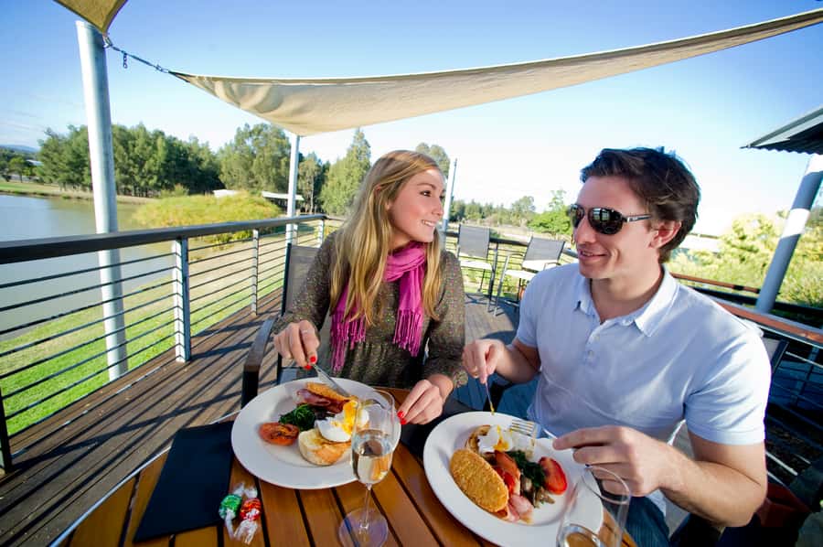 Hunter Valley: Sunrise Balloon Ride with Bubbly Breakfast - What the landing is really like