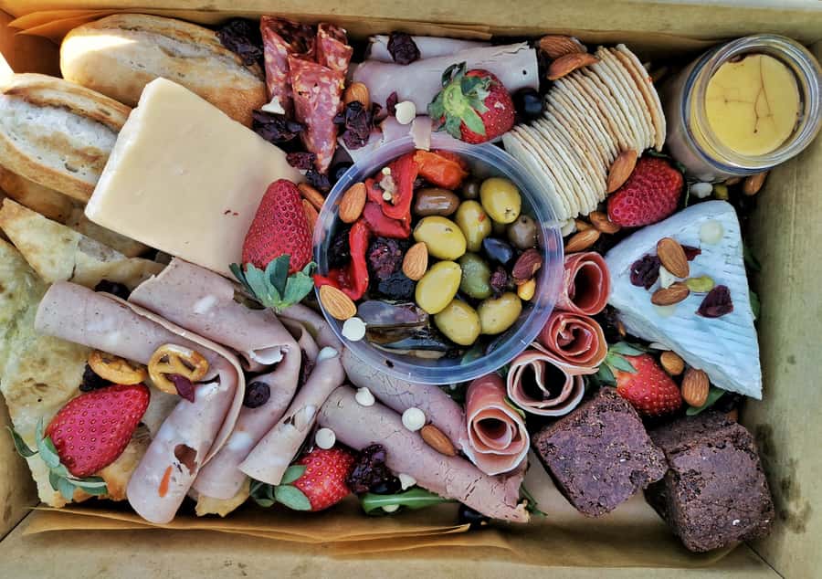 Hunter Valley: Uncork the Hunter Full-Day Wine Tour - Chocolate and wine: a sweeter finish