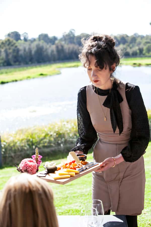 Hunter Valley: Wine and Cheese Tasting - Arriving at Pooles Rock cellar door