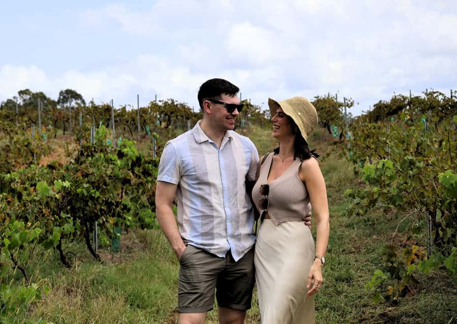 Hunter Valley: Wine, Chocolate and Lunch All Inclusive Tour - Starting early from central Sydney