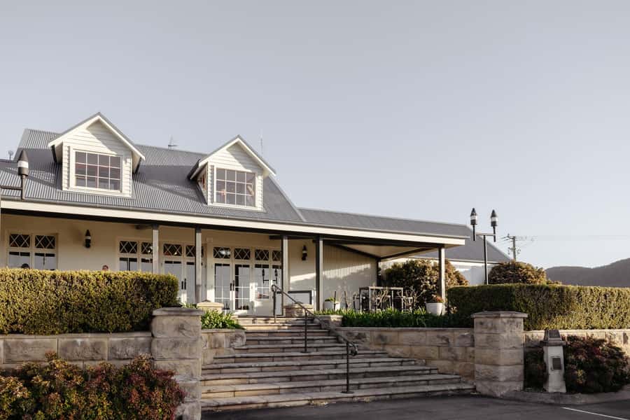 Hunter Valley: Wine Tour with 2-Course Lunch, Choc & Cheese - Binnorie Dairy and the final tasting