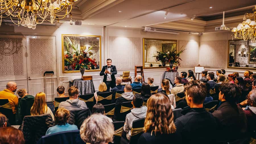 Impossible Occurrences - Melbourne Magic Show - Key points at a glance