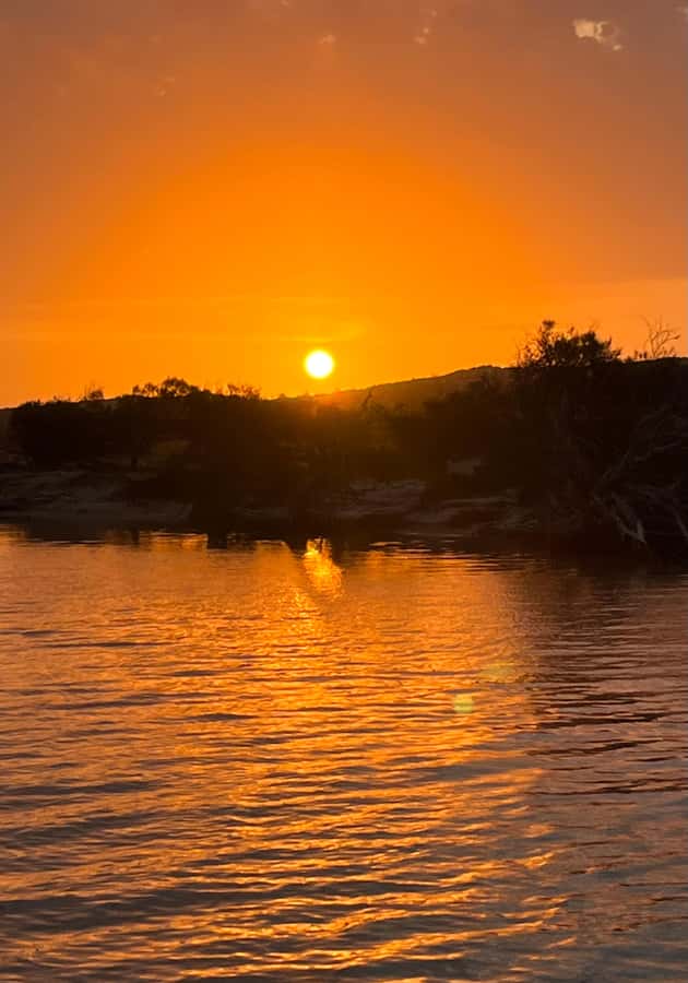 Kalbarri: Murchison River Wilderness Wildlife Cruise - The return trip and the Indian Ocean meeting point