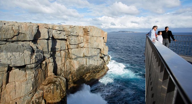 Kalgan Queen Scenic Cruises a four hour sheltered water wildlife tour daily fun. - Captain Jack’s storytelling style