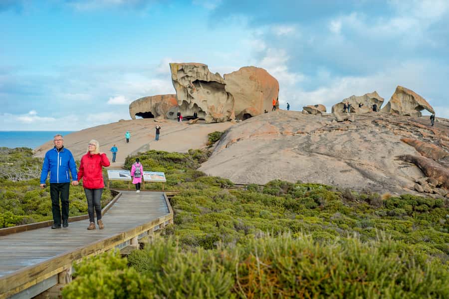Kangaroo Island Full Day Experience by Ferry Including Lunch - Lunch in the Australian bush