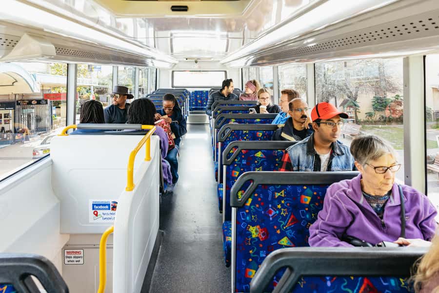 Katoomba: Lyrebird Hop-On Hop-Off and Scenic World Pass - What to do at the viewpoint stops