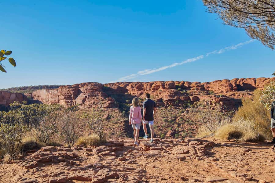 Kings Canyon: Full-Day Tour from Ayers Rock Resort - Lookouts, cliffs, and the Garden of Eden