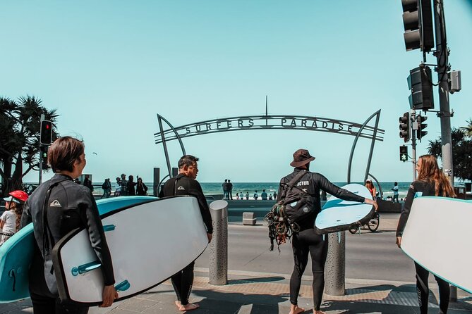 Learn to Surf at Surfers Paradise on the Gold Coast - The 15-minute meeting point routine