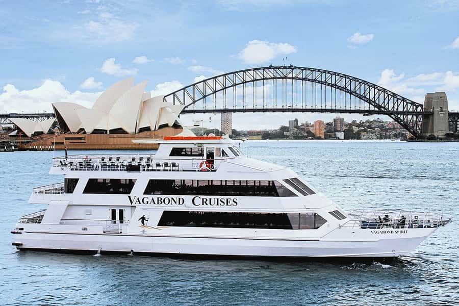 Lunch Cruise with Live Jazz on Sydney Harbour - Five things to know before you book