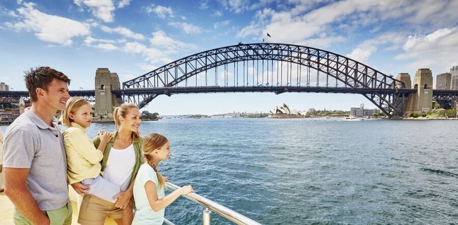 Lunch Cruise with Live Jazz on Sydney Harbour - Drinks cost extra, but the bar adds flexibility