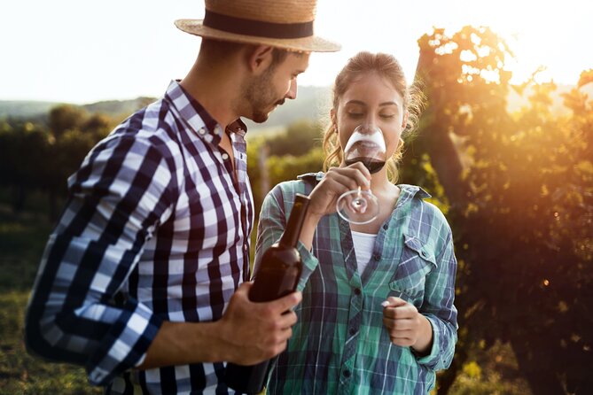 Luxury Hunter Valley Wildlife & Wine Tasting Tour from Sydney - Two boutique wineries around Pokolbin