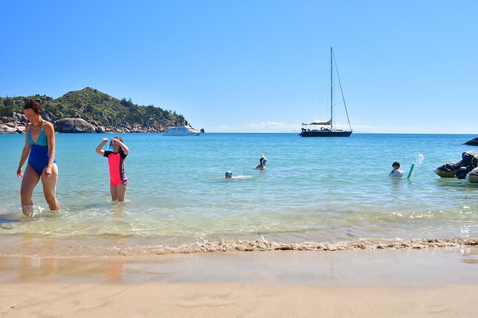 Magnetic Island: Lunchtime Sailing Cruise - Watching turtles, dolphins, eagles, and whales