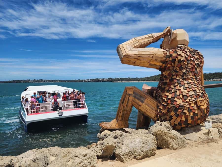 Mandurah: Dolphin & Giant Sightseeing Cruise - Starting at Mandurah Terrace