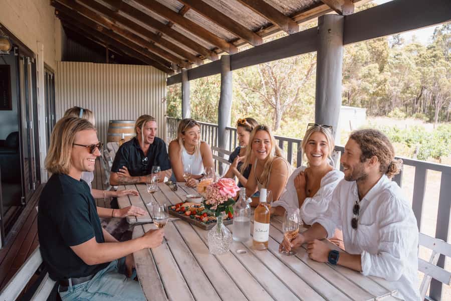 Margaret River: Boutique Wine Tour w. Blind Tasting + Lunch - Take in a famous surf break
