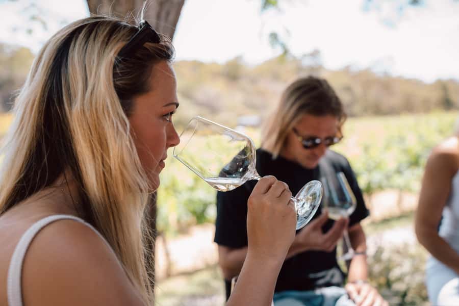Margaret River: Boutique Wine Tour w. Blind Tasting + Lunch - Boutique wineries keep the focus local
