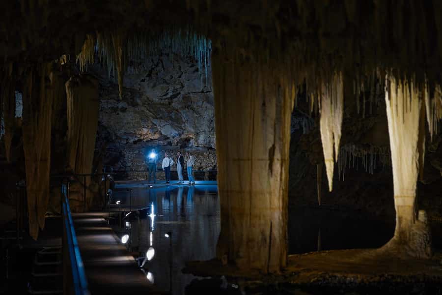 Margaret River: Lake Cave Fully-Guided Tour - The climb back to the surface