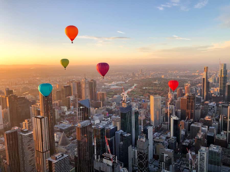Melbourne: 1-Hour Hot Air Balloon Flight at Sunrise - Who will enjoy this most?