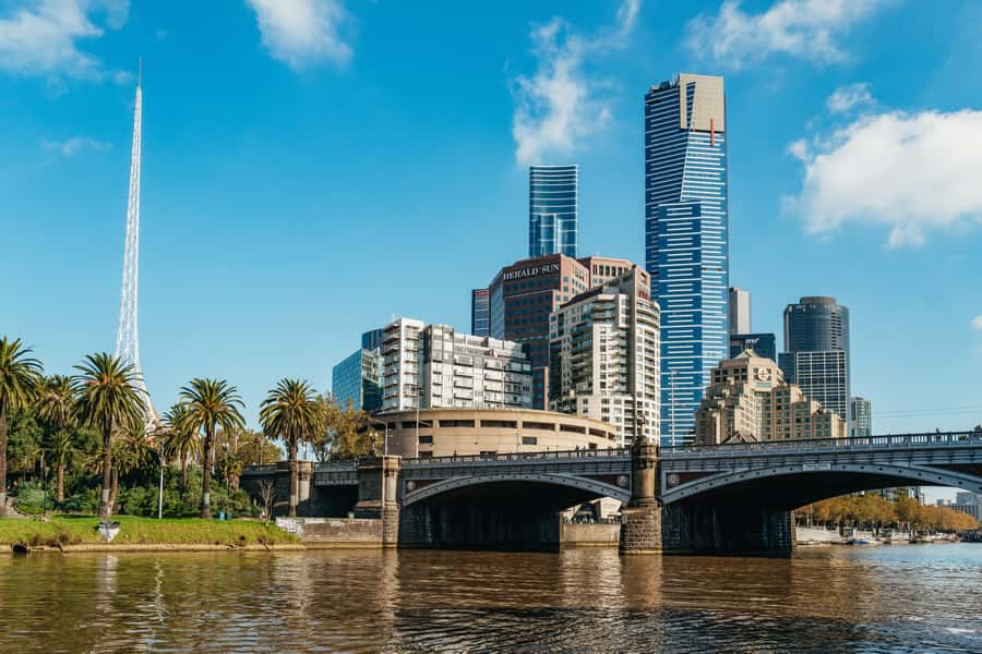 Melbourne: 2-Hour City Highlights River Cruise - Southgate and Princes Bridge from the water