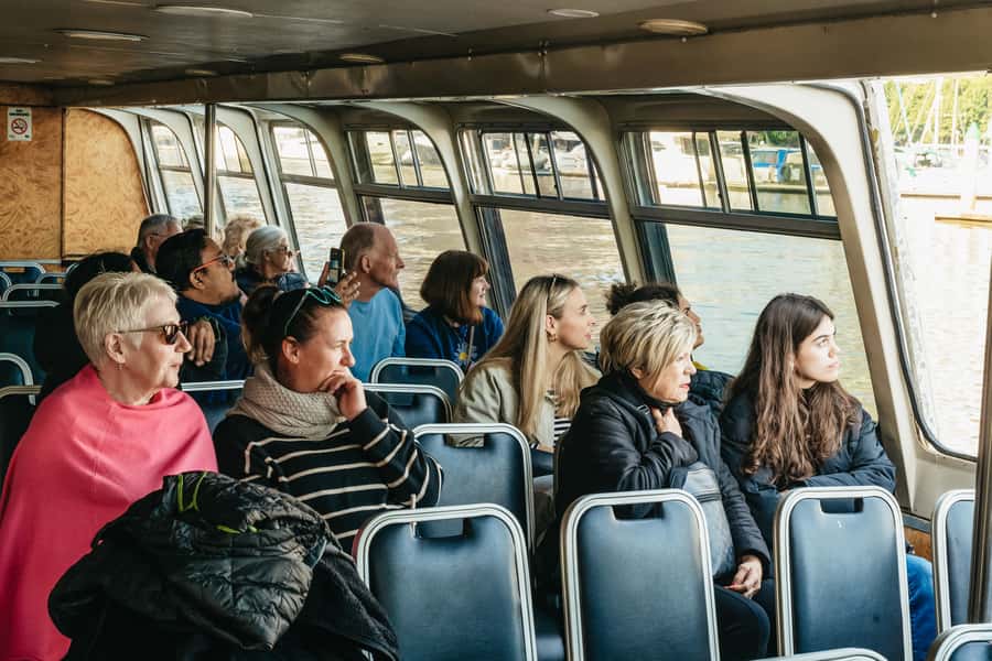 Melbourne: 2-Hour City Highlights River Cruise - Indoor seating, open-air views, and onboard drinks