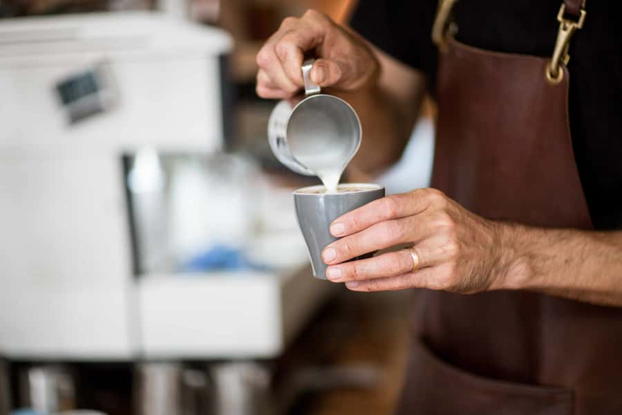 Melbourne: 3-Hour Foodie Discovery Walking Tour - The final drink at Whitehart Bar
