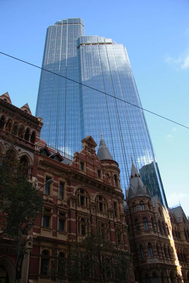 Melbourne 3-Hour Small Group Tour with Beach Boxes - Albert Park Lake and Melbourne’s sporting identity