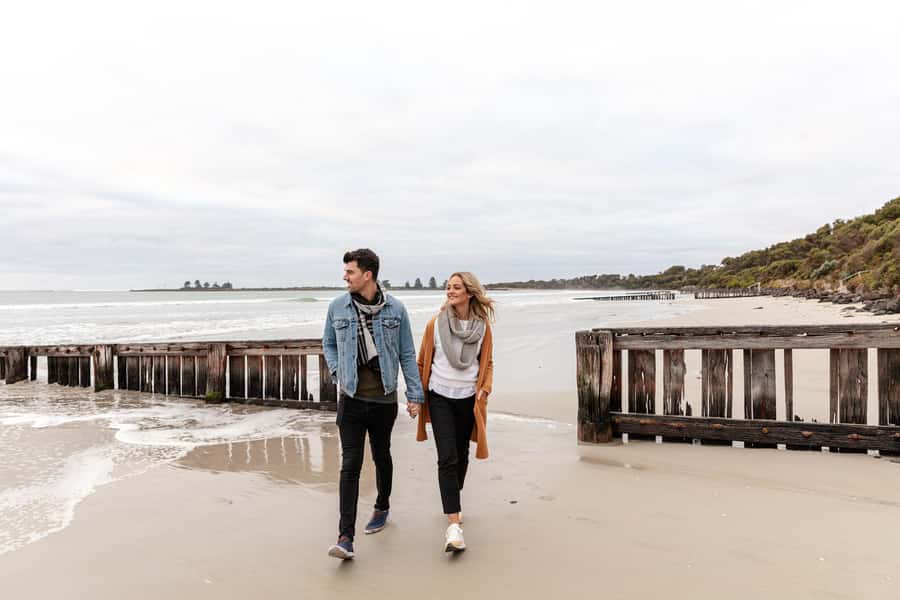 Melbourne: Great Ocean Road, 12 Apostles & Rainforest Tour - Serendip Sanctuary: a gentle wildlife start