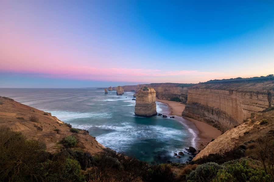Melbourne: Great Ocean Road Day Tour with kangaroos & koalas - Anglesea and the search for kangaroos