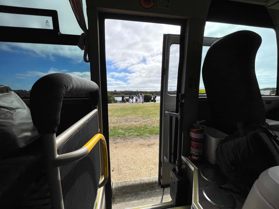 Melbourne: Great Ocean Road & Iconic Coastal Views Day Tour - Apollo Bay gives you a proper lunch break