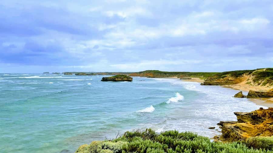 Melbourne: Great Ocean Road & Iconic Coastal Views Day Tour - Loch Ard Gorge adds a human story