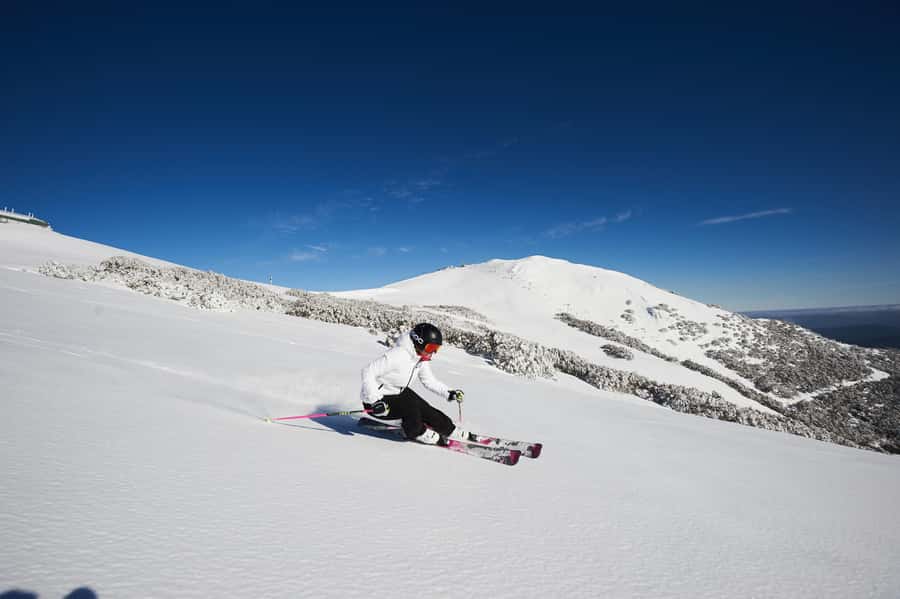 Melbourne: Mt Buller Snow Tour-Save on Hire & True 5 Hrs Fun - Five free hours for snow, views, and tobogganing