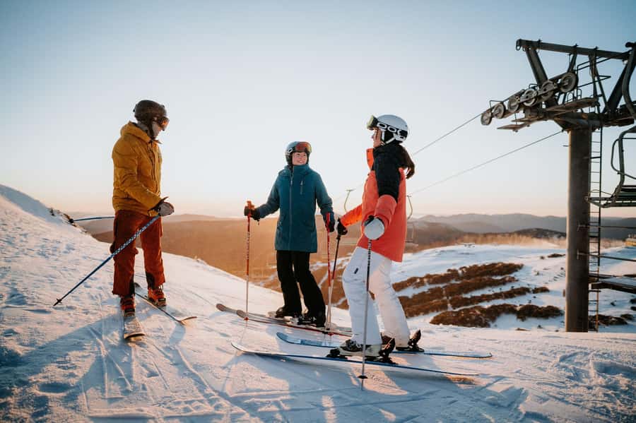 Melbourne: Mt Buller Snow Tour-Save on Hire & True 5 Hrs Fun - Two pickup points, one very long day