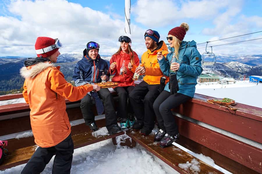 Melbourne: Mt Buller Snowy Escape Trip - 6 Hours of Snow Fun - The 110-minute ride into Victoria’s countryside