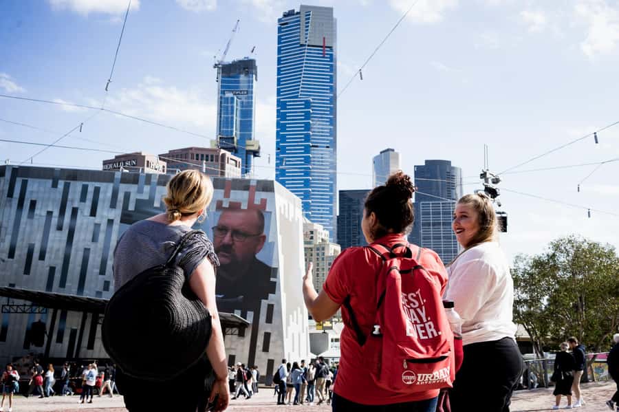 Melbourne: Private Bites & Sights Tour w/ Observation Deck - Practical details that affect your day