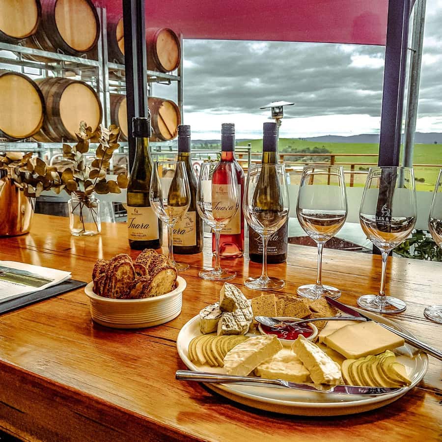 Melbourne: Relaxed Half-Day Yarra Valley Wine Tour - What the $92 price really covers
