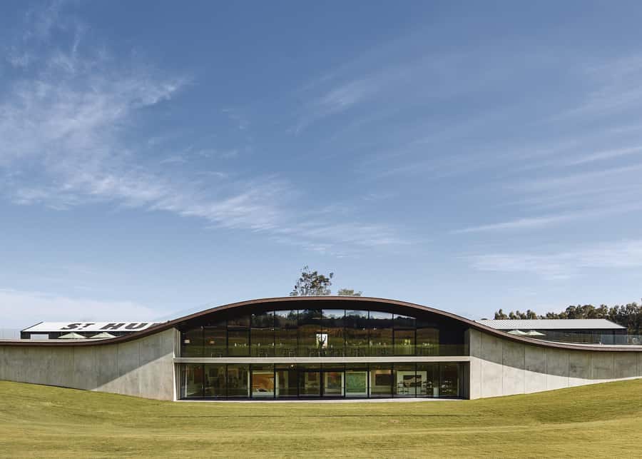 Melbourne: Relaxed Half-Day Yarra Valley Wine Tour - Meeting at the Arts Centre Melbourne Spire