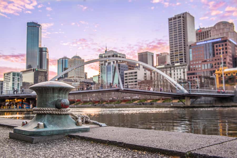 Melbourne: Spirit Of Melbourne Yarra River Lunch Cruise - Dessert and an Easy Afternoon Pace