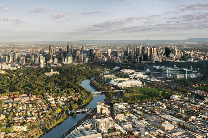 Melbourne sunrise balloon flight & champagne breakfast - Five things to know before you book