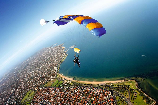 Melbourne: Tandem Skydive Experience over St. Kilda Beach - Up to 60 seconds of freefall