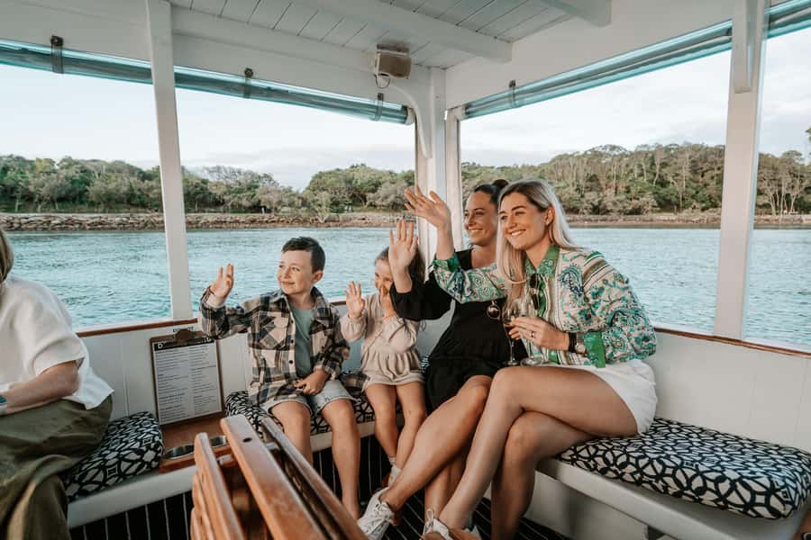 Mooloolaba: Canal Cruise with Commentary - Commentary, comfort, and the onboard bar
