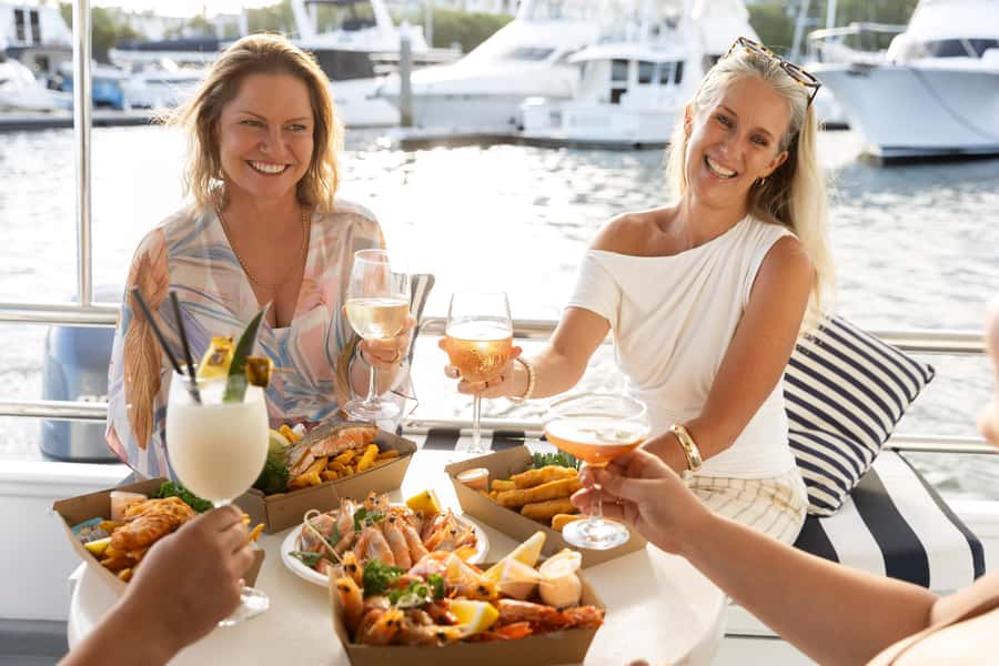 Mooloolaba: Seafood Lunch Cruise - Meeting at The Wharf in Mooloolaba