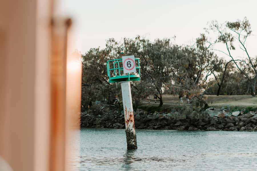 Mooloolaba: Sunshine Coast Sunset Canal Cruise - La Balsa Park and the turn toward the coast