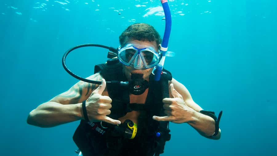 Moreton Island Day-Trip to Scuba Dive and More - Key points at a glance