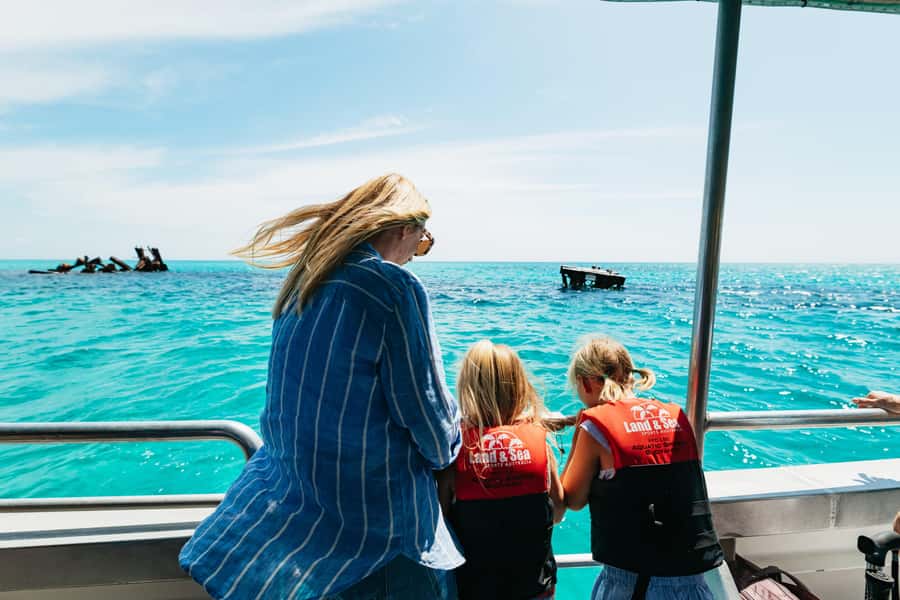 Moreton Island: Marine Discovery Cruise & Dolphin Feeding - The Marine Discovery Cruise and its real limits