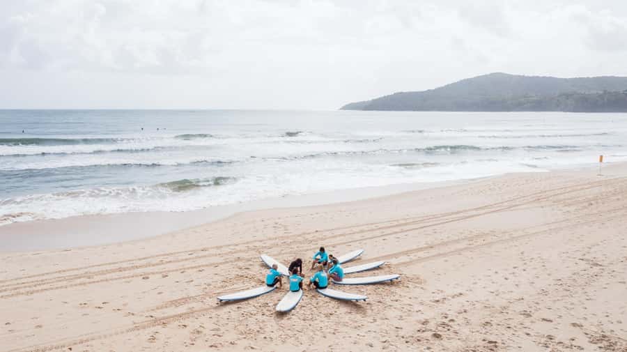 Noosa Heads: 2 Hour Surf Experience on the Sunshine Coast - Families and different ages