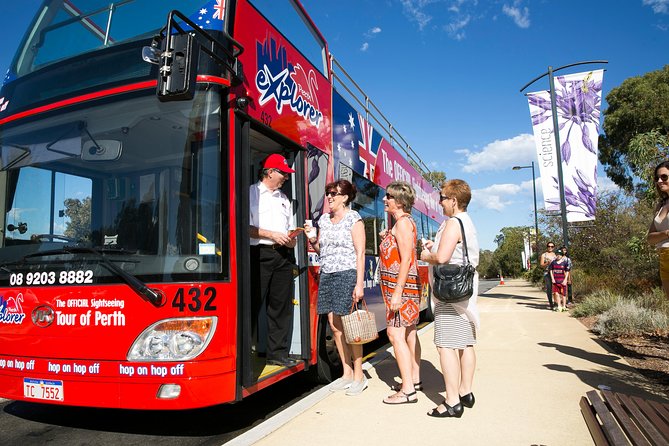 Perth Hop-On Hop-Off Bus Tour - Kings Park: four stops and the best reason to hop off
