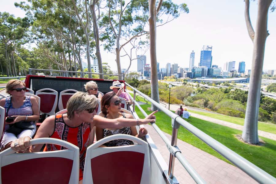 Perth: Hop-on Hop-off Sightseeing Bus Ticket - Why this bus works well for a first day in Perth