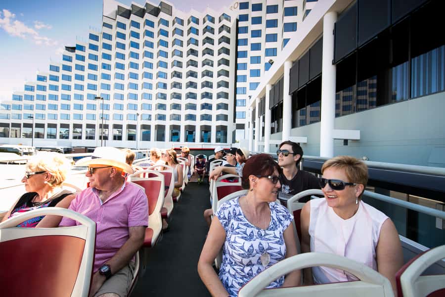 Perth: Hop-on Hop-off Sightseeing Bus Ticket - Perth Mint and the WACA: East Perth highlights